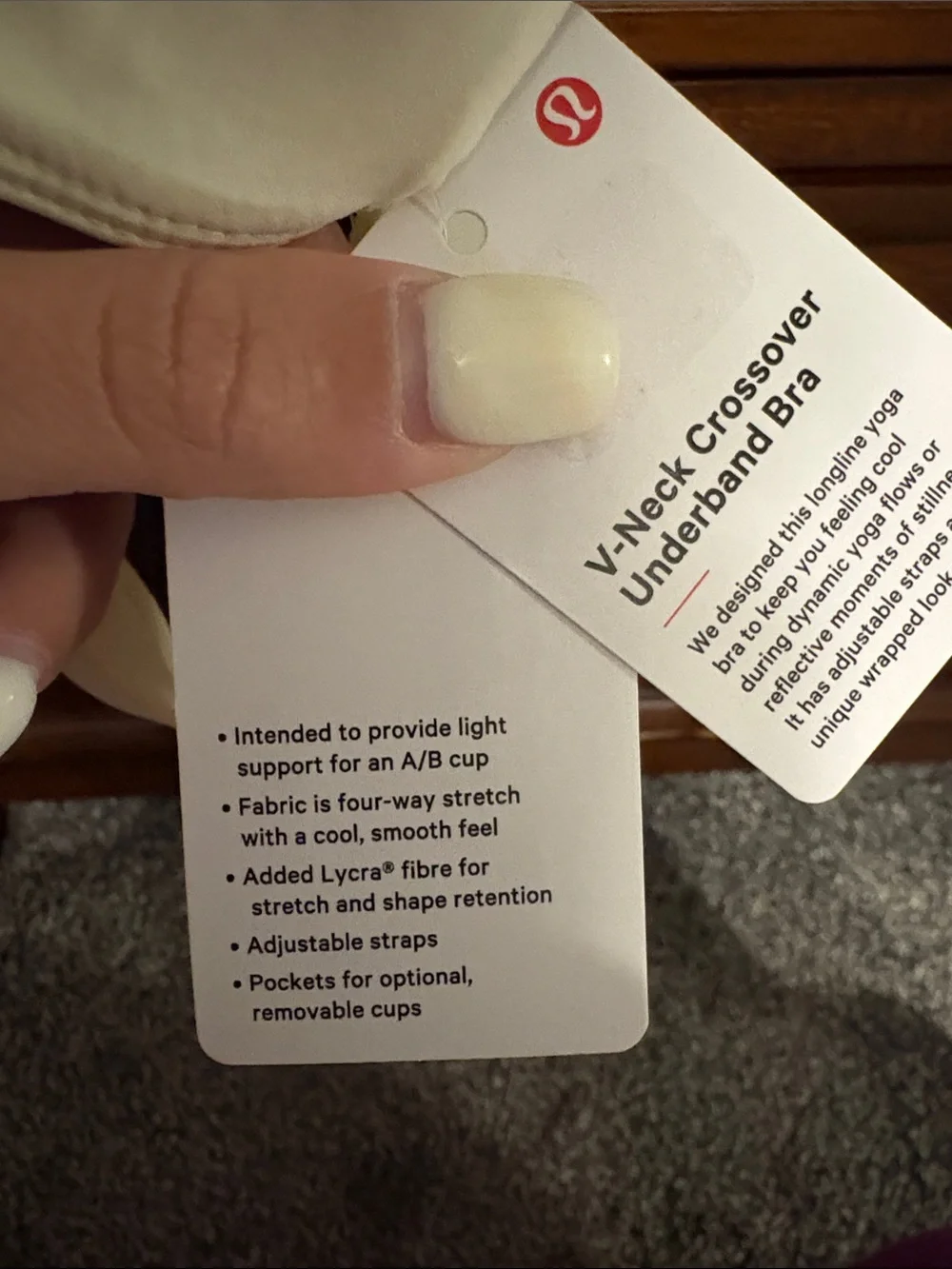 Lululemon V-Neck Crossover Underband Bra